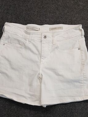 Pilcro and the Letterpress White Denim Strech Shorts Sz/30
